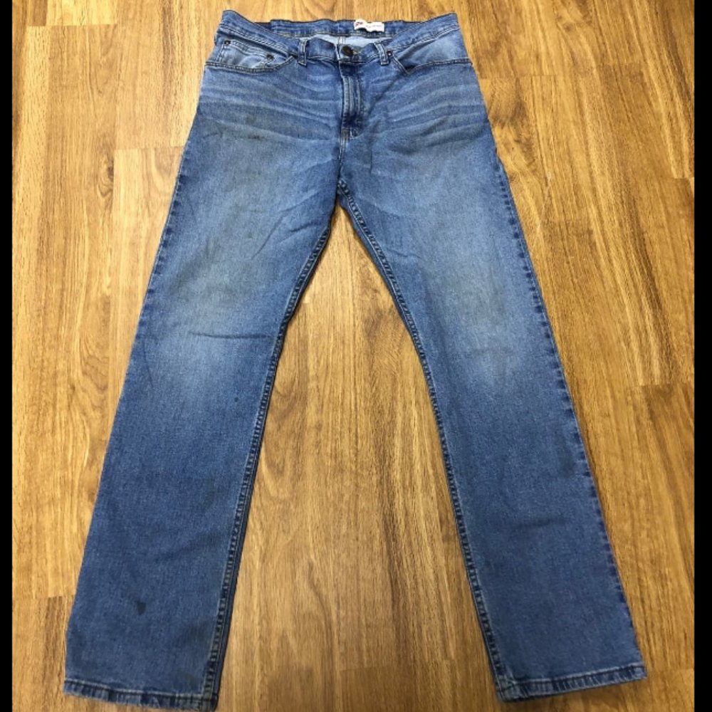 34x32 Wrangler Slim Straight Jeans